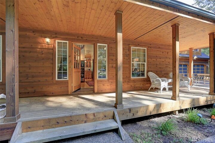 Property Photo:  475 E Aletha Place  WA 98282 