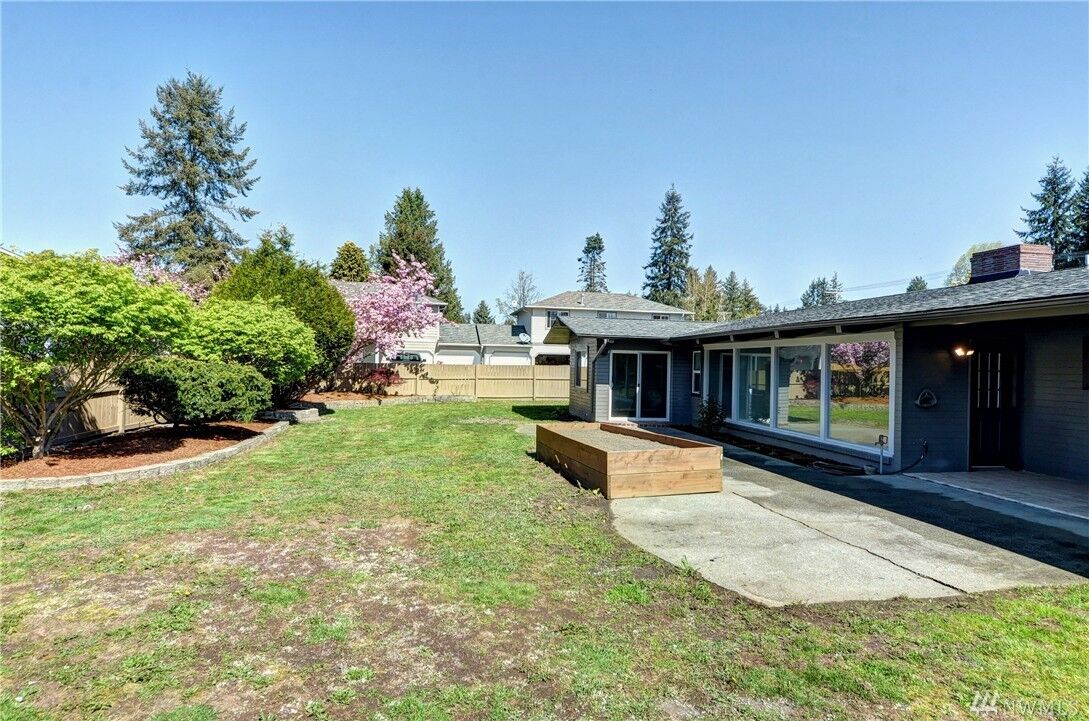 Property Photo:  17904 Smokey Point Blvd  WA 98223 