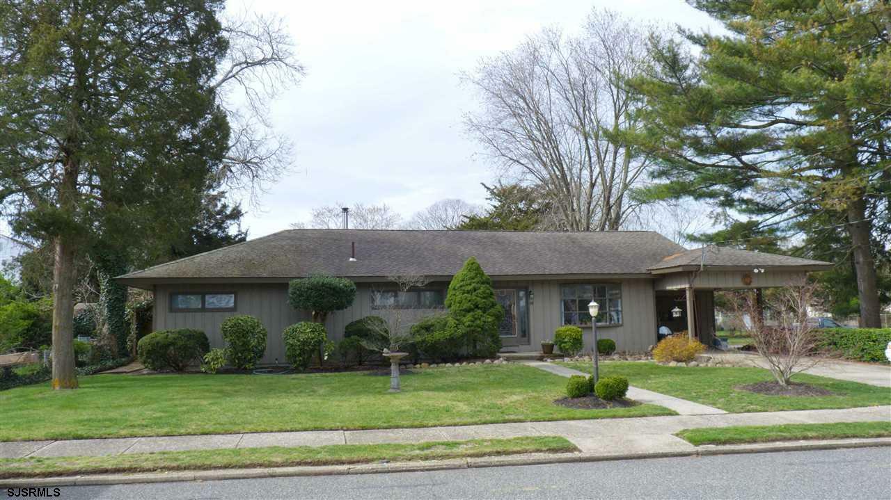 Property Photo:  18 Northfield Ave  NJ 08225 