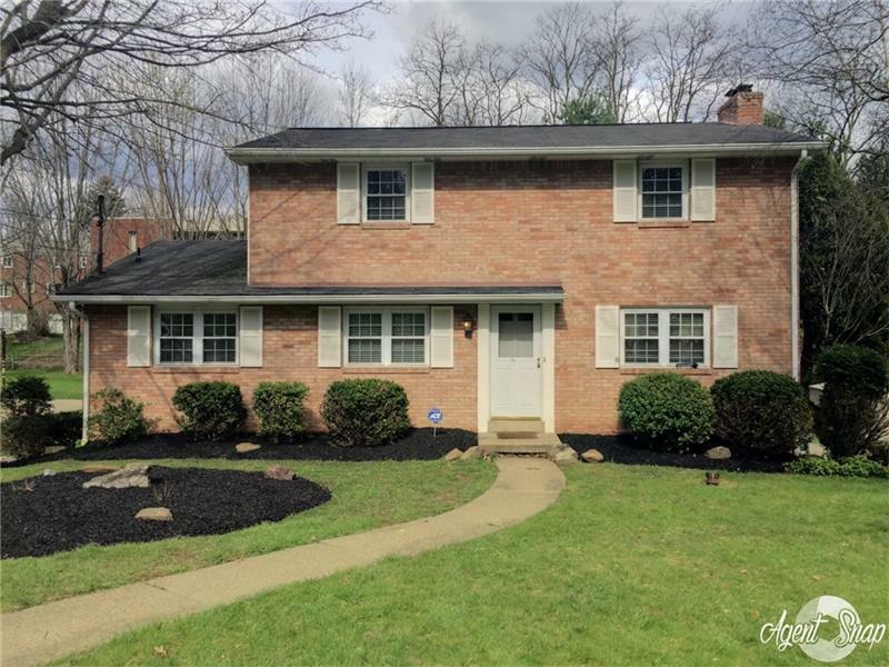 Property Photo:  122 Shippen Drive  PA 15108 