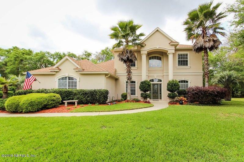 Property Photo:  599 Oakmont Drive  FL 32073 