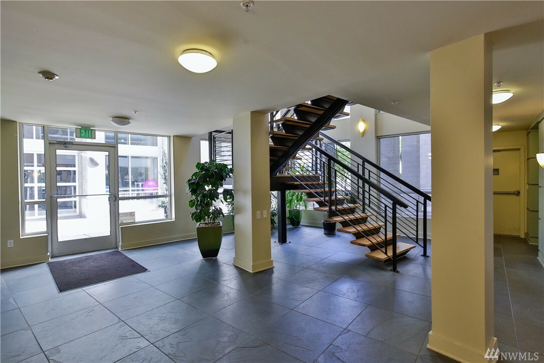 Property Photo: 1410 E Pine St W121 WA 98122