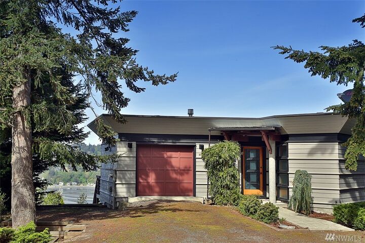 8318 Lookout Lane  Clinton WA 98236 photo