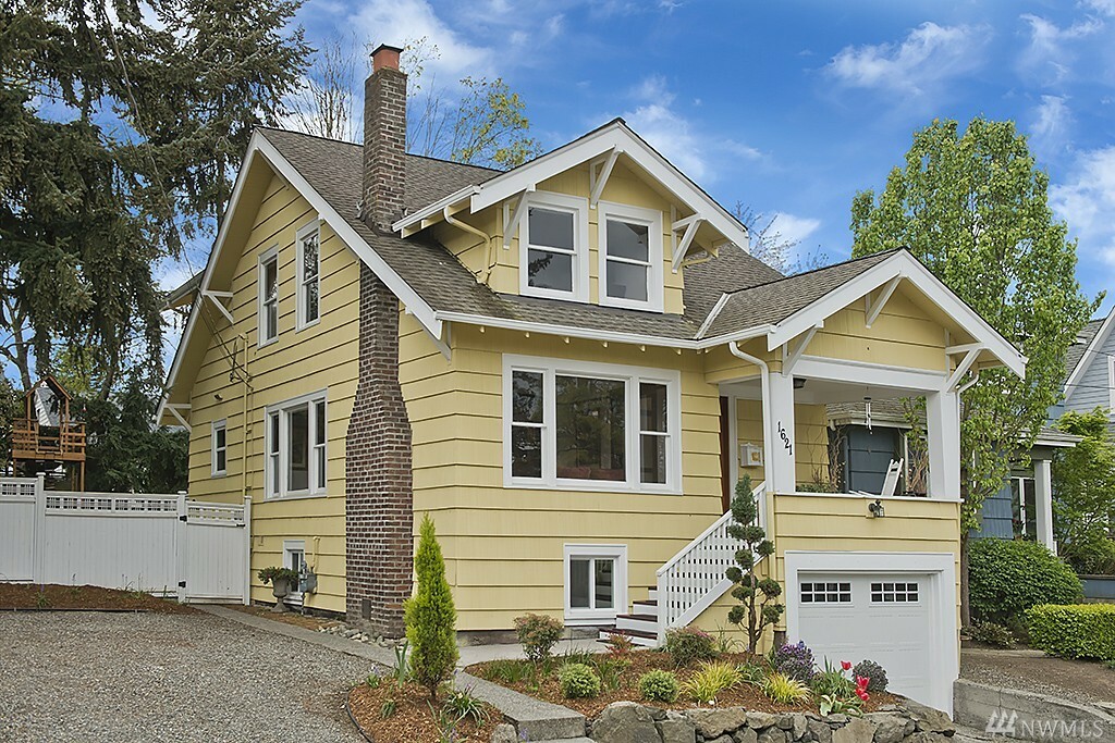 Property Photo:  1621 N 53rd St  WA 98103 