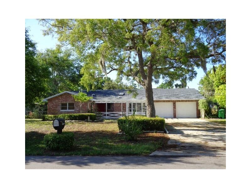 Property Photo: 1702 Indiana Avenue FL 34683