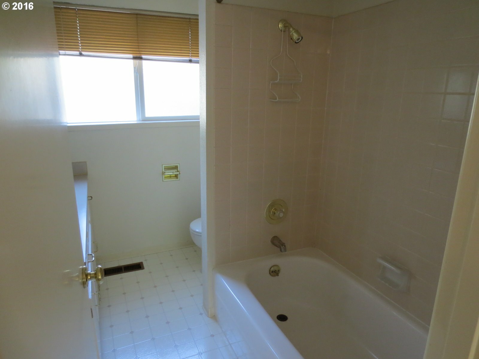 Property Photo:  1500 Norkenzie Rd 50  OR 97401 