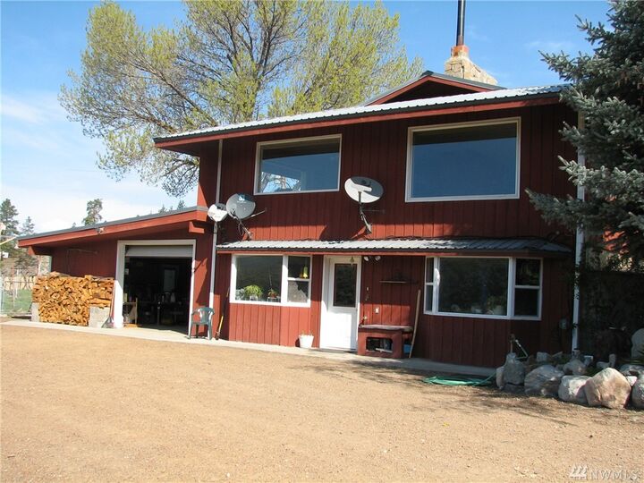 Property Photo:  421 A Chesaw Rd  WA 98844 