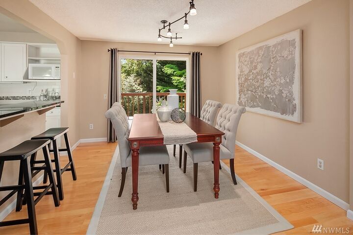 Property Photo: 3031 NE 195th St WA 98155