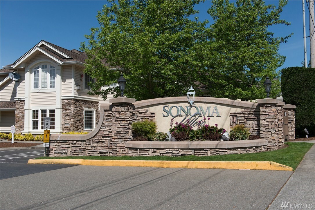Property Photo: 16125 Juanita-Woodinville Wy NE 803 WA 98011