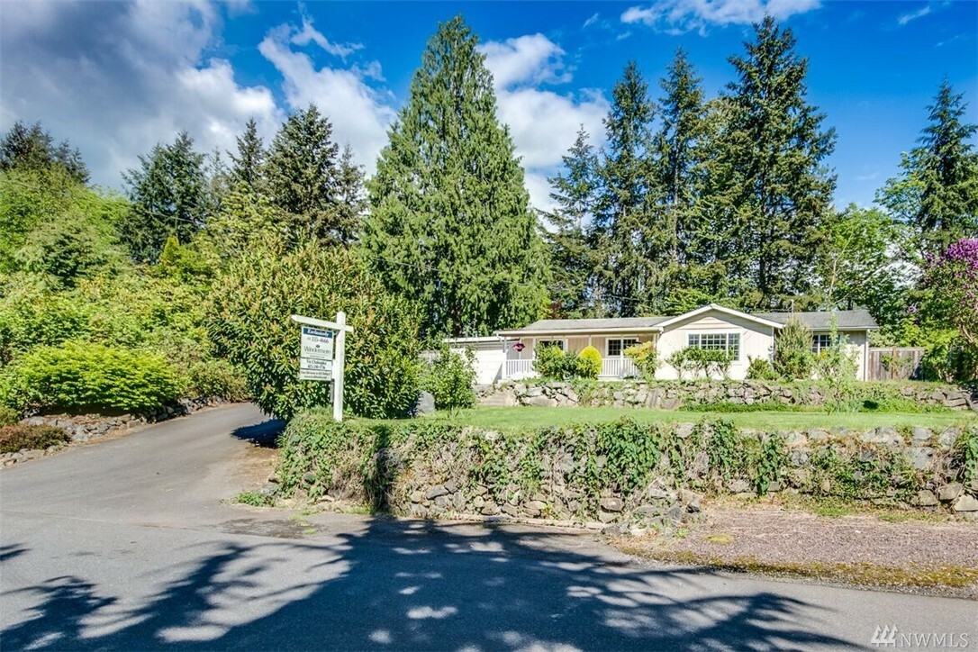 Property Photo:  3003 95th Dr SE  WA 98258 