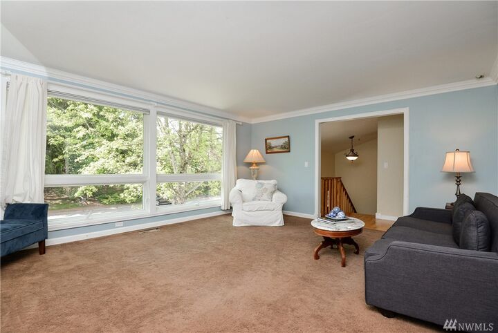 Property Photo: 6622 143rd Avenue NE WA 98052