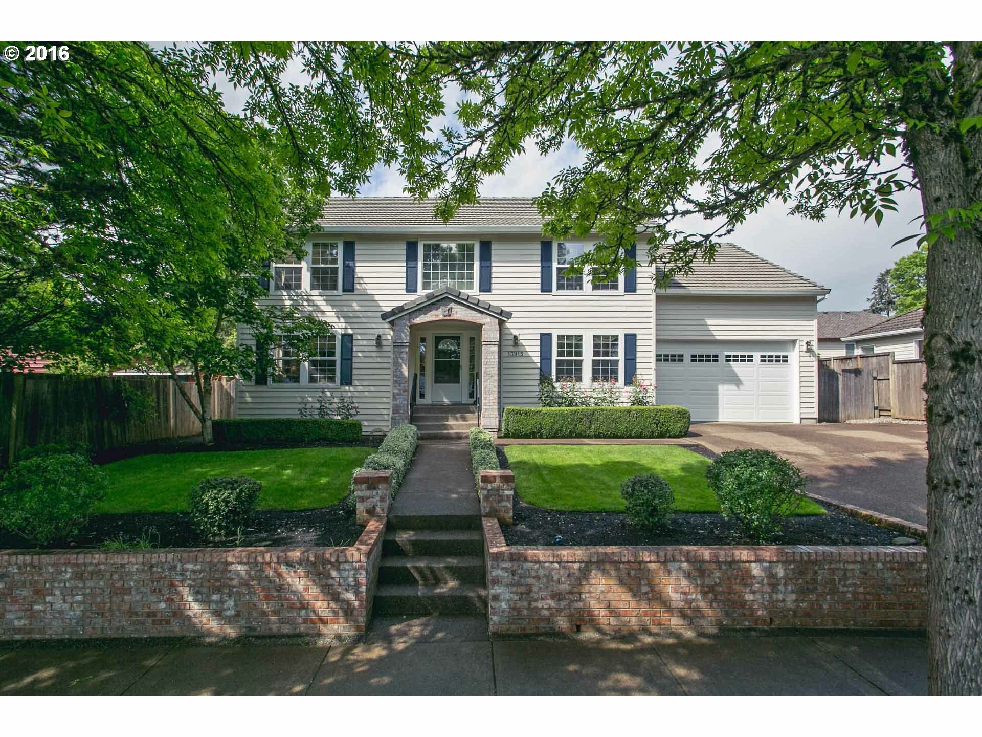 Property Photo: 13915 SW Otter Ln OR 97008