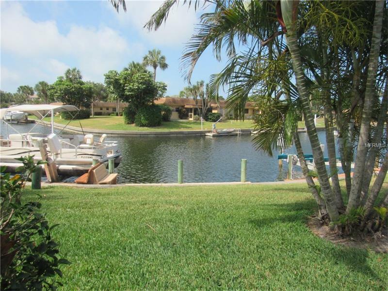 Property Photo:  3898 Catalina Drive U-74A  FL 34210 