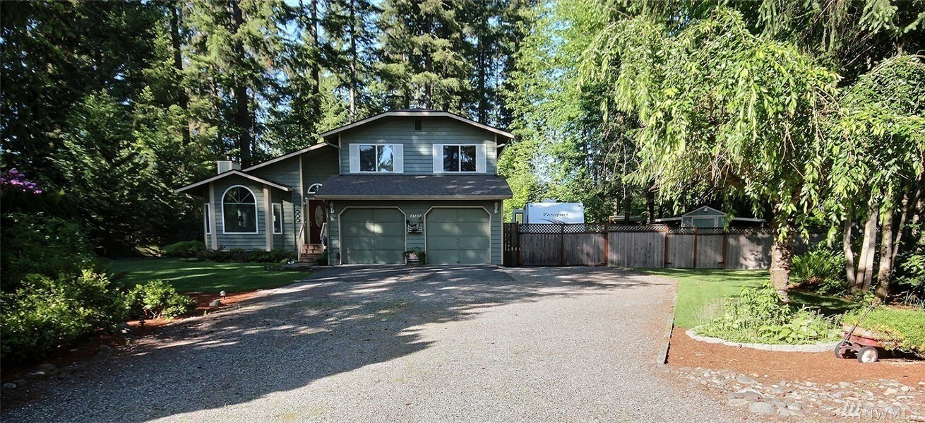 Property Photo: 33207 205th Ave SE WA 98092