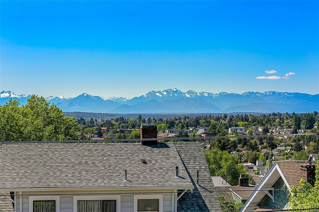 Property Photo: 6210 1st Ave NW WA 98107