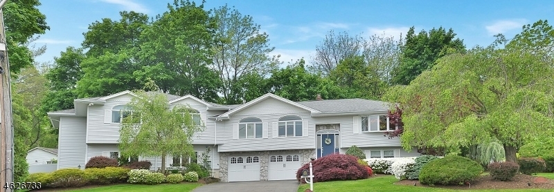 Property Photo: 5 John Ct NJ 07656