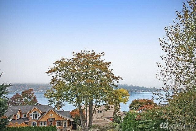 Property Photo: 1703 E Lake Sammamish Pkwy NE WA 98074