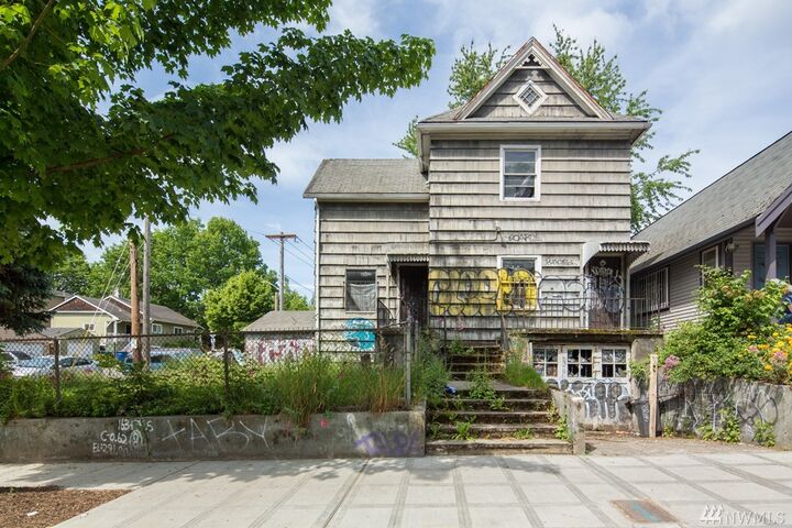 805 23rd Ave  Seattle WA 98122 photo