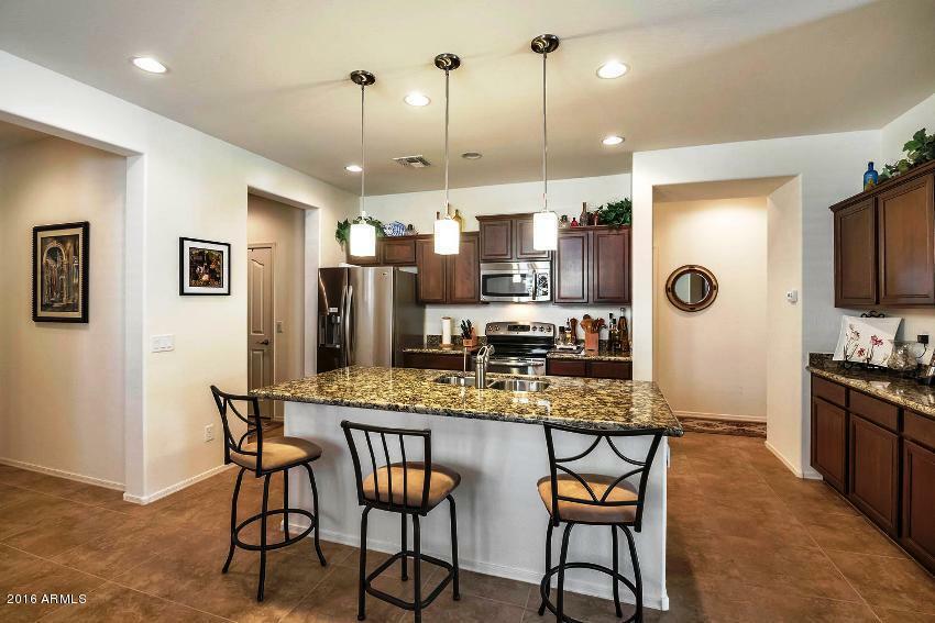Property Photo:  2161 E Everglade Lane  AZ 85298 