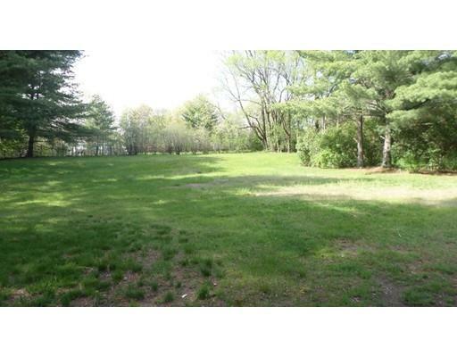 Property Photo:  10 Cornell Rd  MA 01701 
