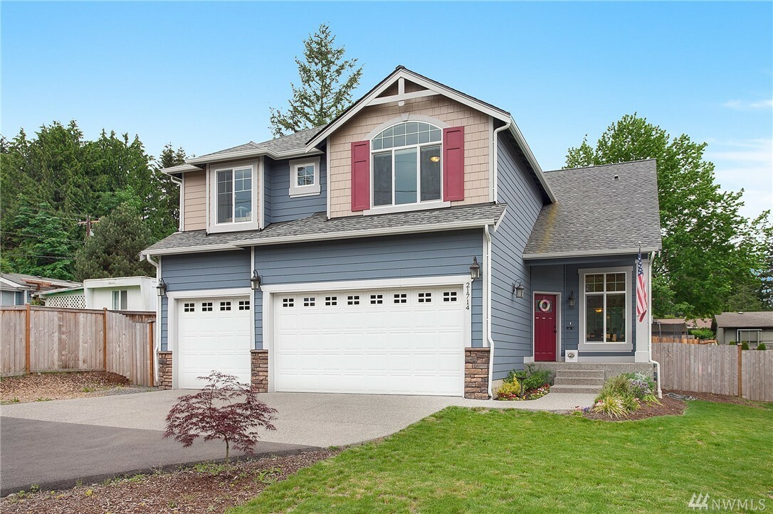 Property Photo:  21714 8th Place W  WA 98021 