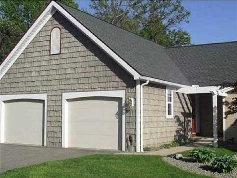 Property Photo:  127 Oak Ridge Court  PA 16509 