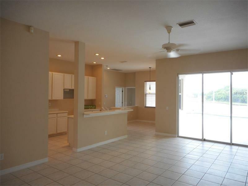 Property Photo:  7774 Castleisland Drive  FL 34240 