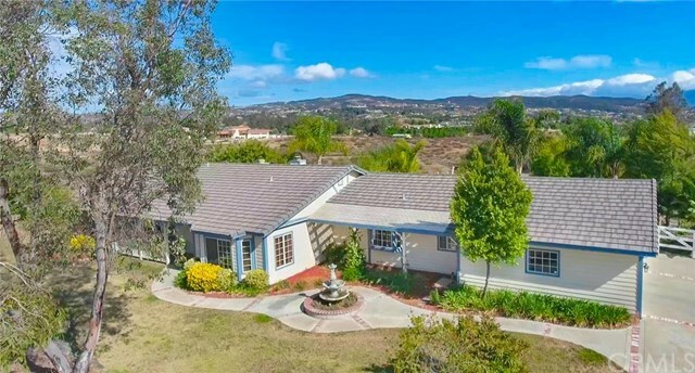 Property Photo:  37535 Glenoaks Road  CA 92592 