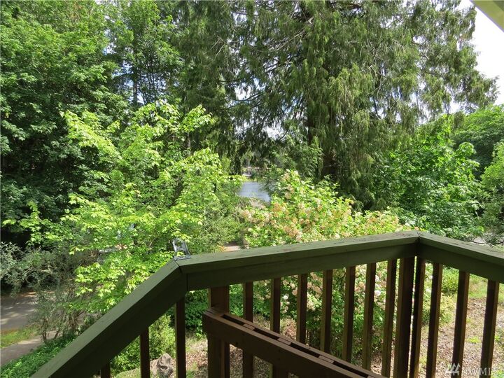 Property Photo:  1481 SE Crescent Dr  WA 98584