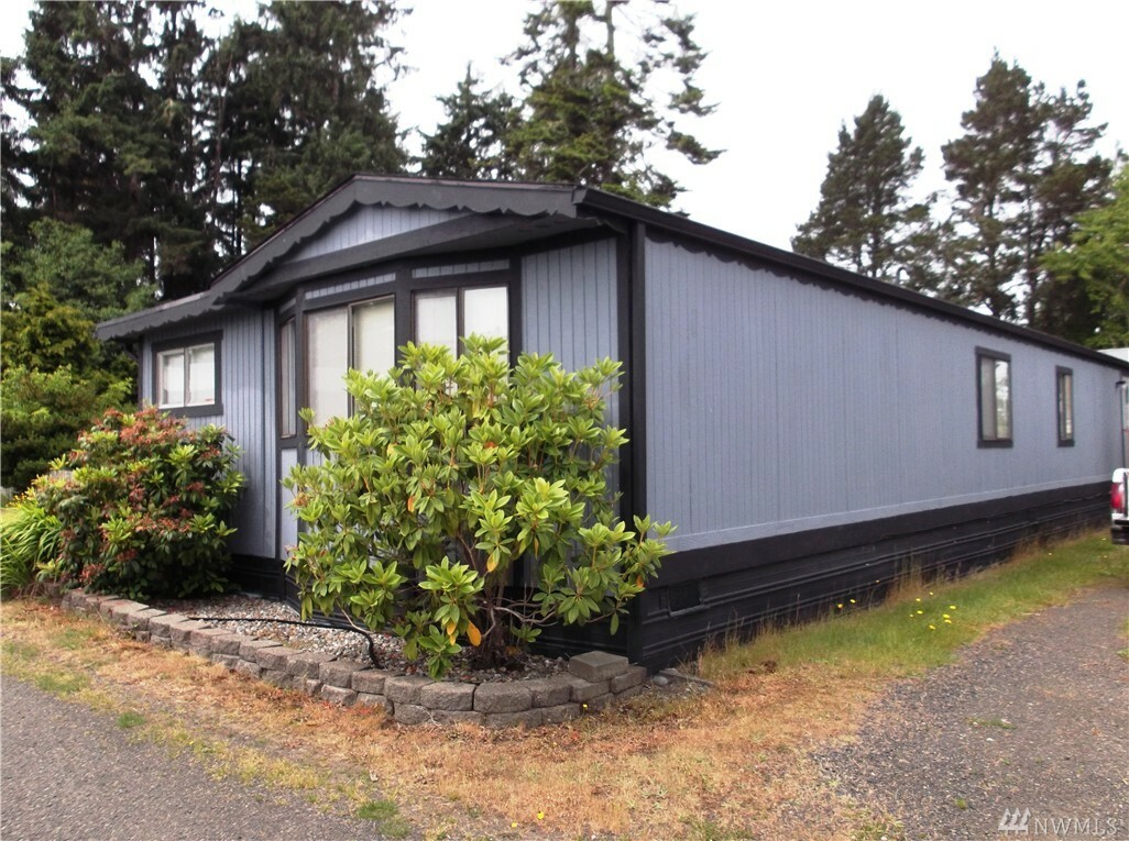 Property Photo:  901 S Montesano 7  WA 98595 