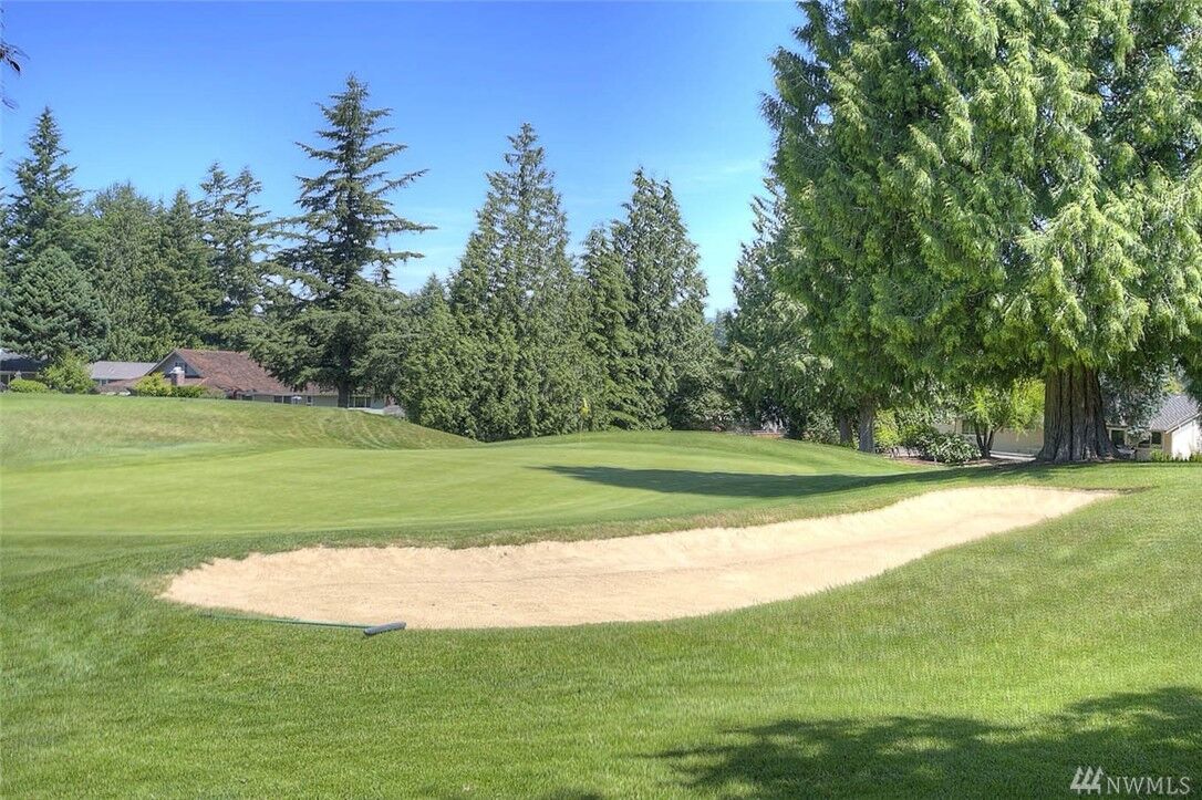 Property Photo:  14822 SE 170th St  WA 98058 