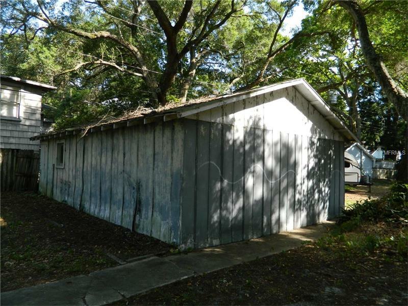 Property Photo:  1320 24th Avenue N  FL 33704 