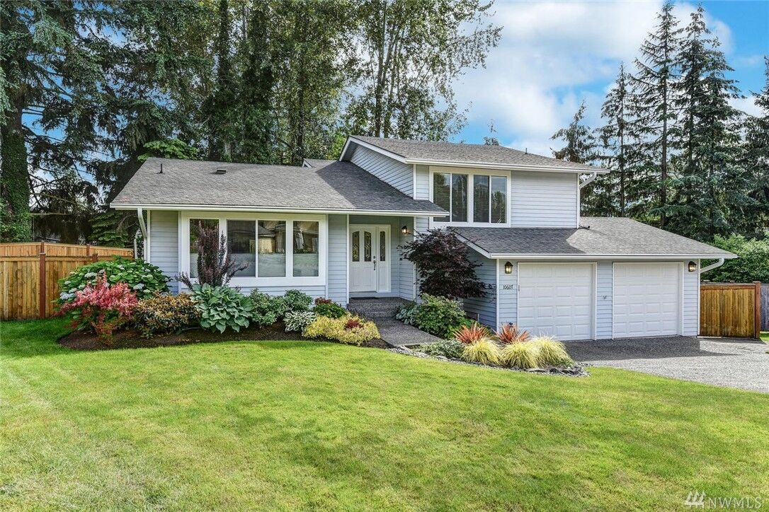 Property Photo: 10607 NE 19th Place WA 98004