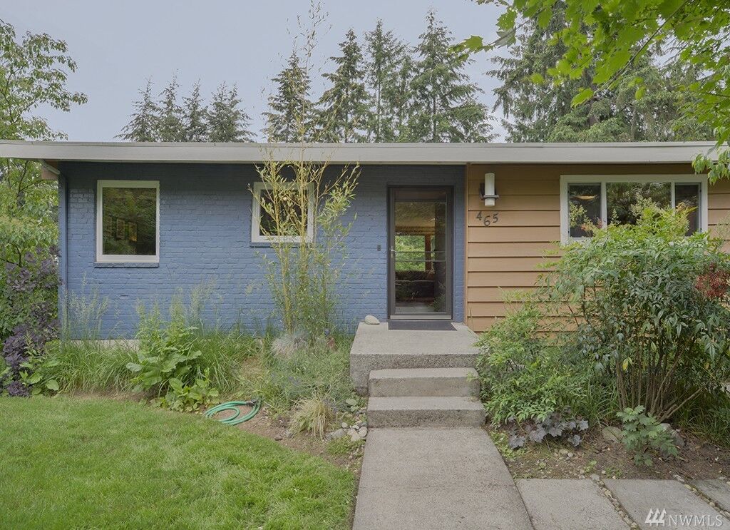 Property Photo:  465 Mountain Park Blvd SW  WA 98027 