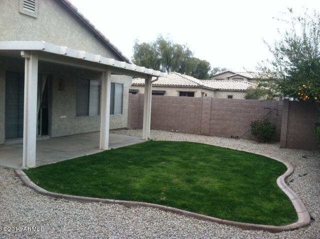 Property Photo: 2593 E Riviera Drive AZ 85249