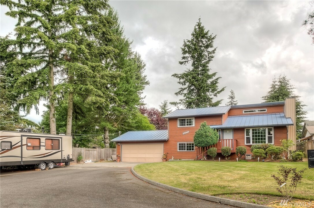 Property Photo:  8131 Florida Dr  WA 98203 