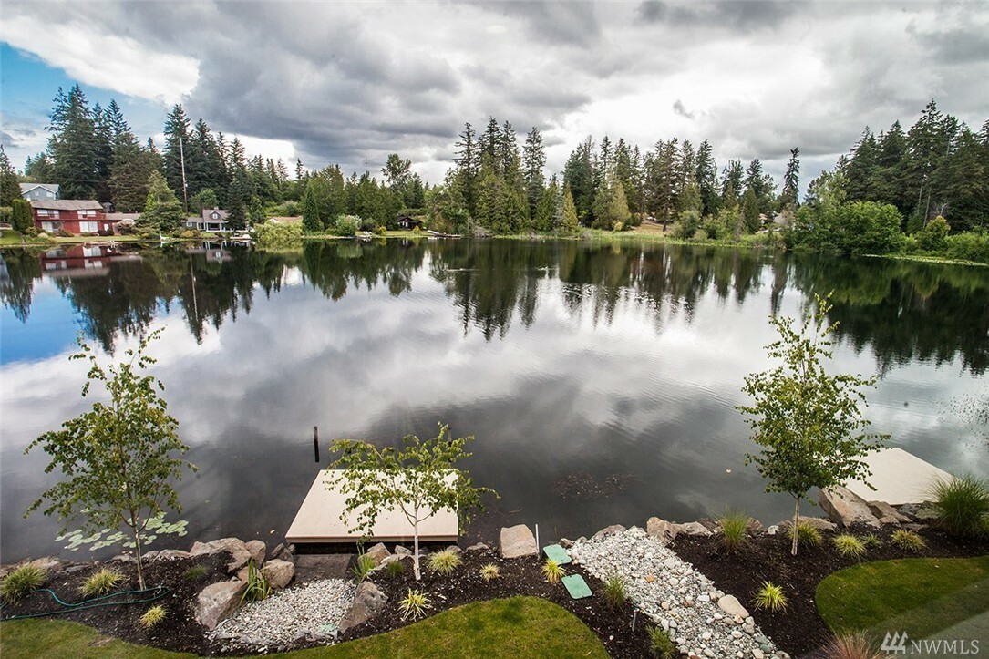 Property Photo: 5701 212th St SW WA 98036