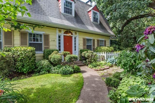 Property Photo:  345 17th St  OR 97301 