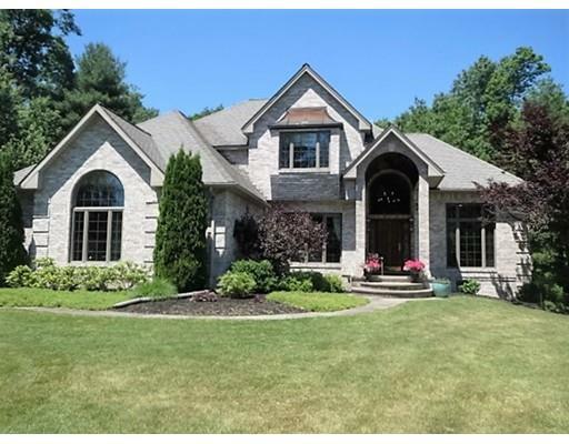 Property Photo:  27 Victoria Ln  MA 01095 