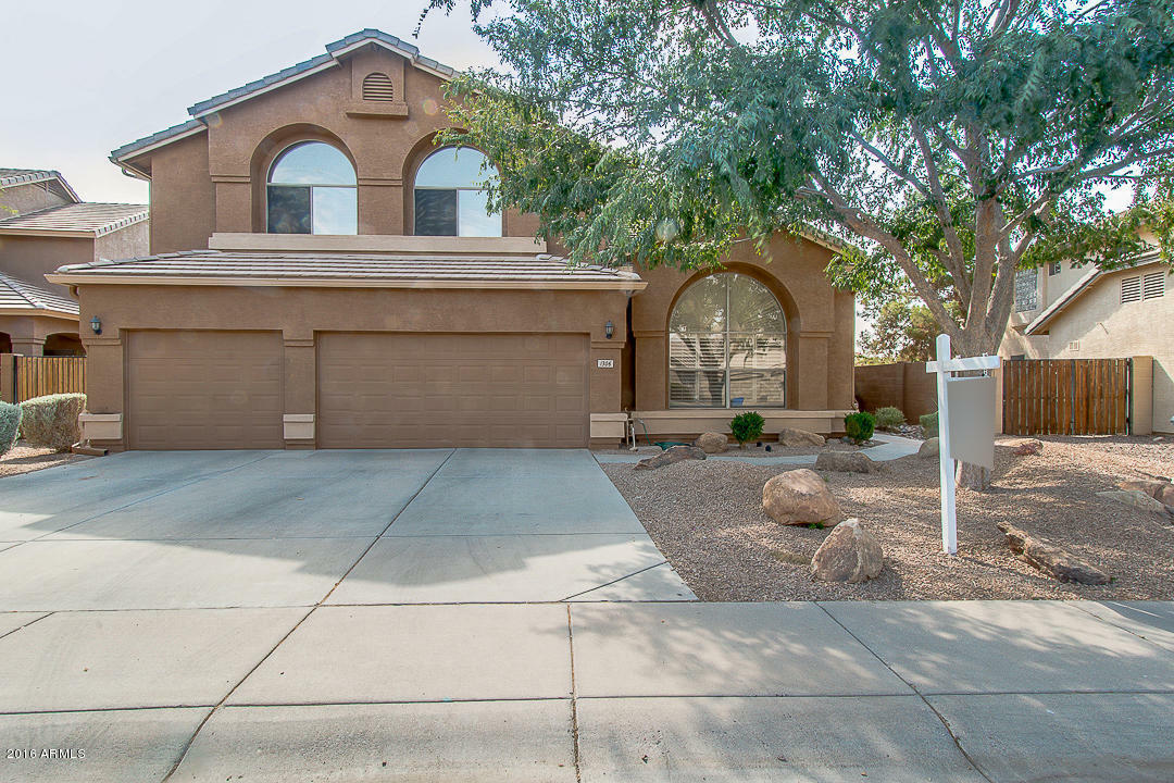 Property Photo:  1306 E Erie Street  AZ 85295 