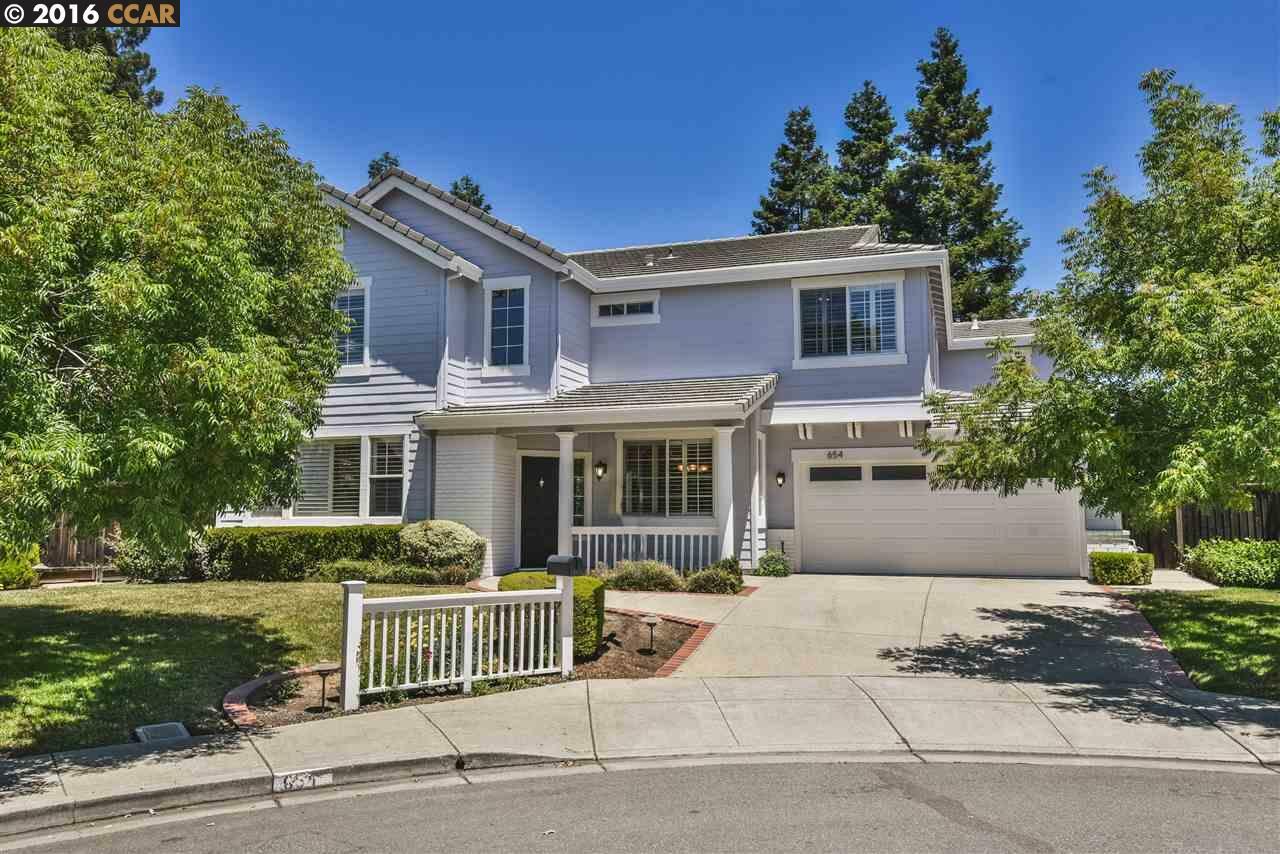 Property Photo: 654 Cedar Glen Ct CA 94598