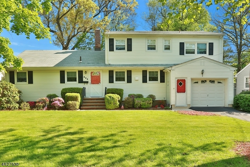 Property Photo:  355 Janet Ave  NJ 07652 