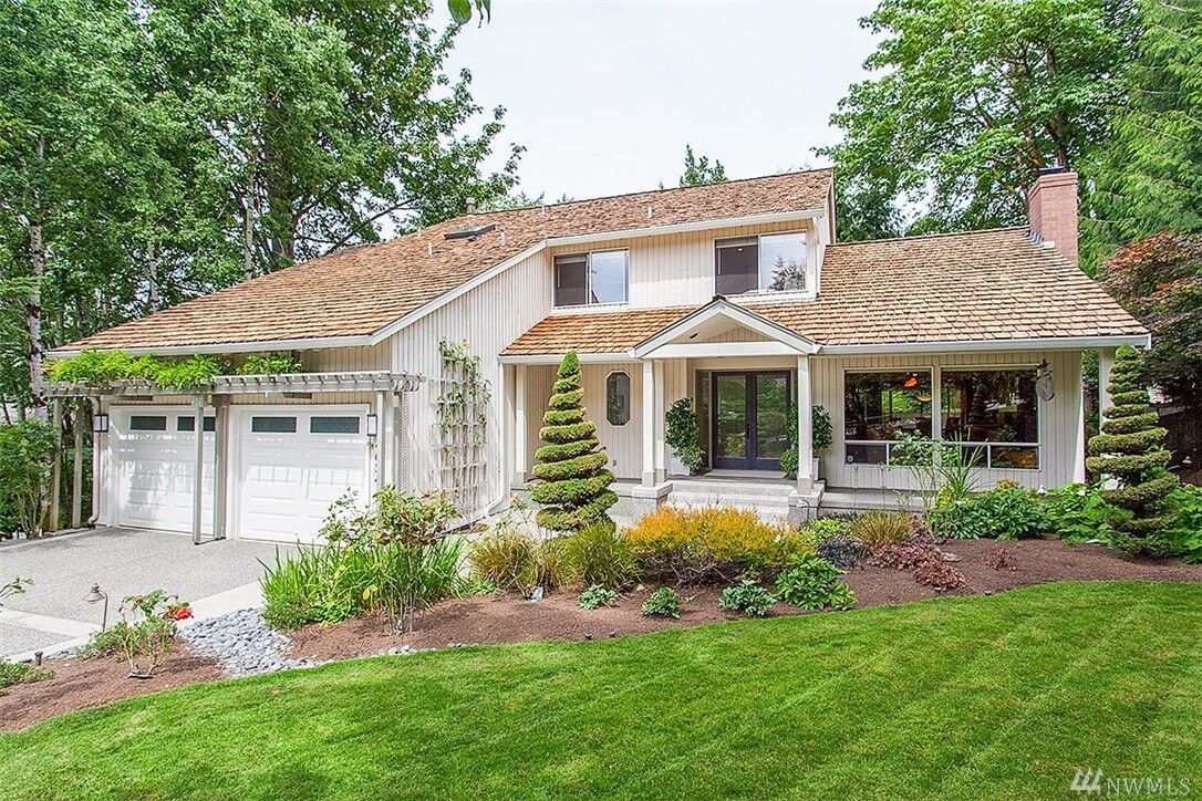 Property Photo:  4634 146th Place SE  WA 98006 