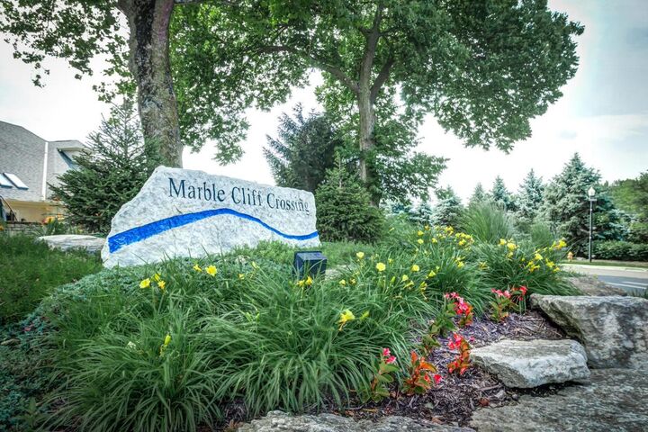 1925 Lake Shore Drive  Columbus OH 43204 photo