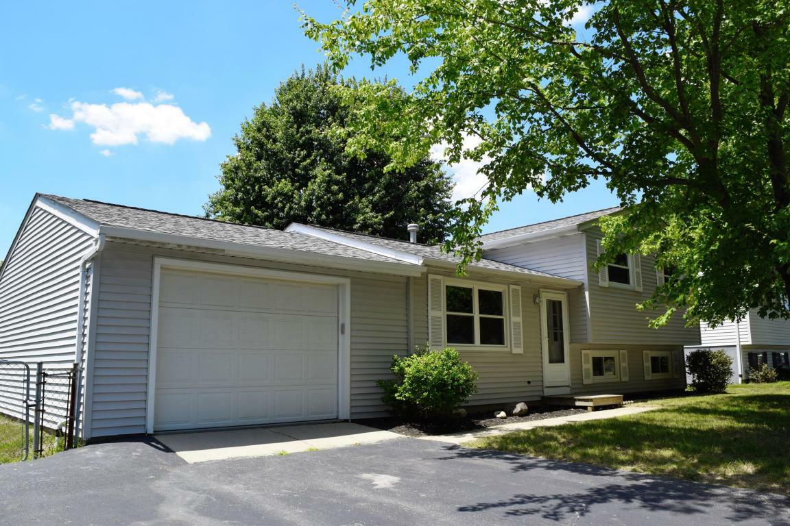 Property Photo: 1355 Carlyle Drive OH 43068