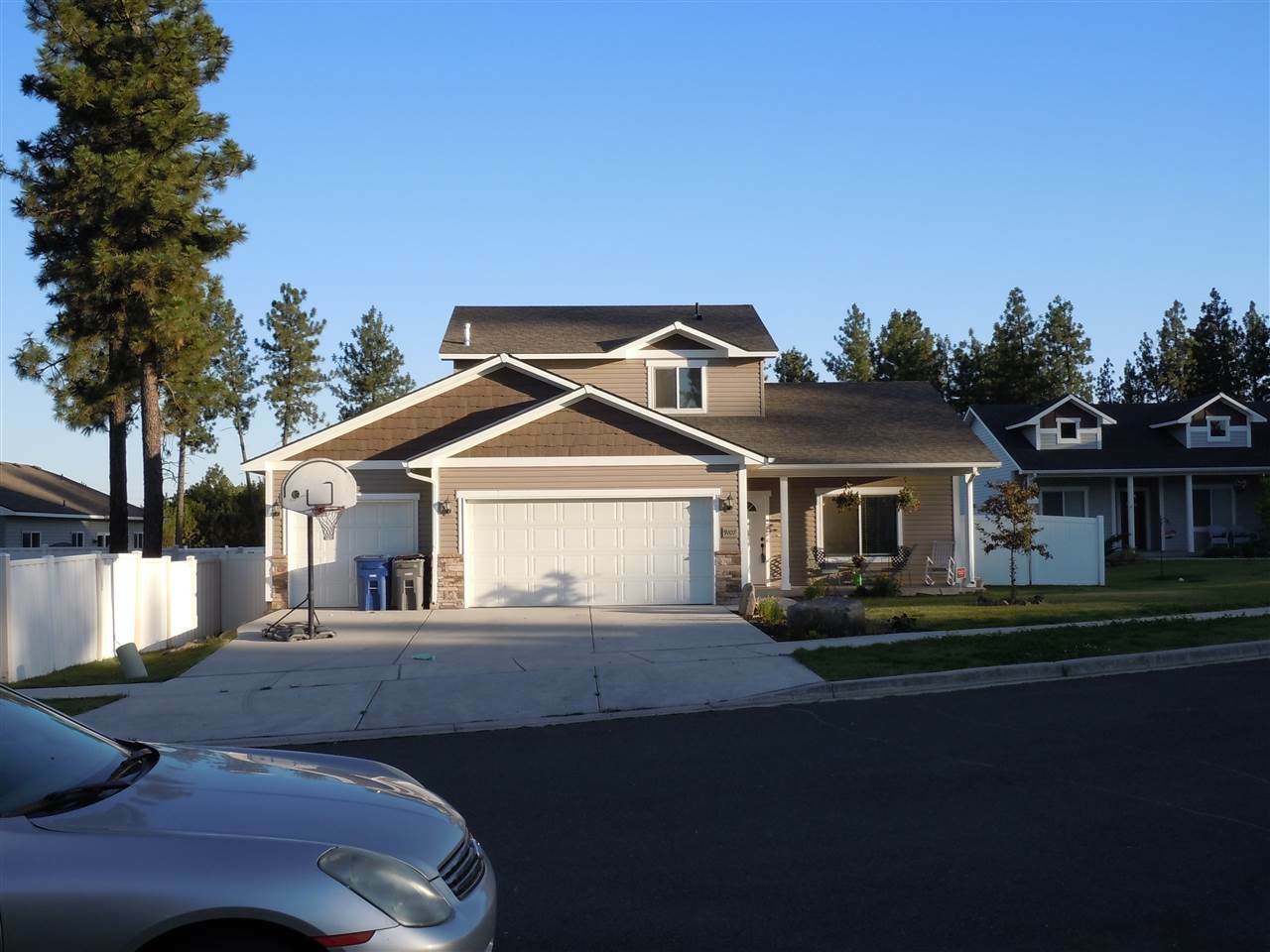 Property Photo:  9107 W Pirates Ct  WA 99224 