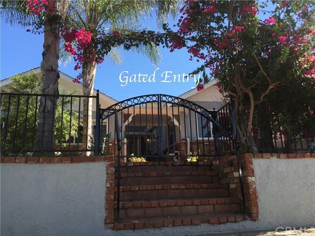 Property Photo:  21300 Hiawatha Street  CA 91311 