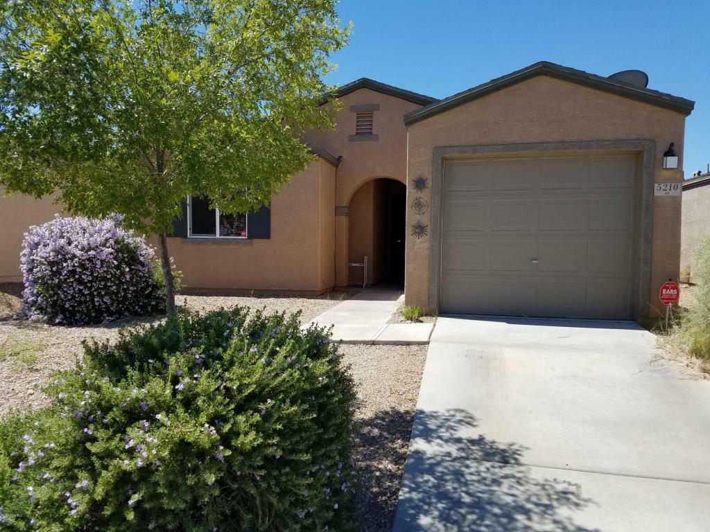 Property Photo:  5210 E Desert Straw Lane  AZ 85756 