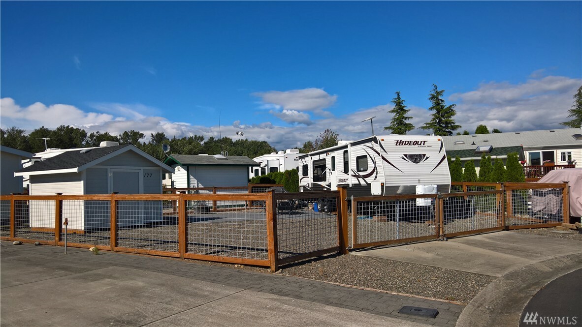 Property Photo: 4751 Birch Bay Lynden Rd WA 98230