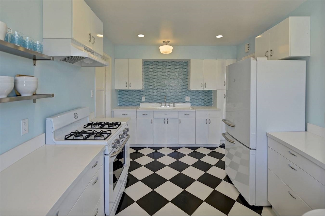 Property Photo: 5939 Dwight St CA 92105